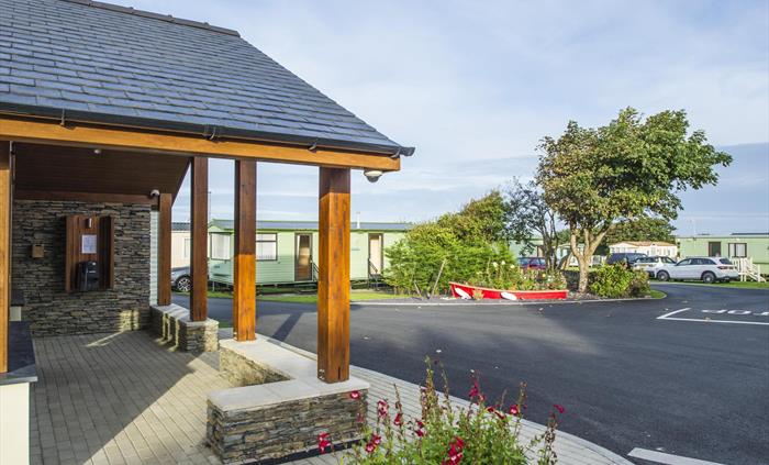 Sarnfaen Reception